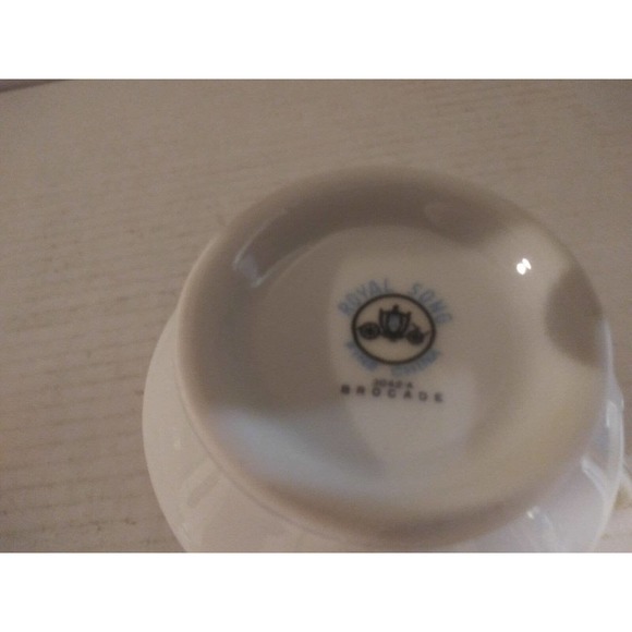 Creamer Brocade by Royal Song 3042-A - Picture 6 of 6